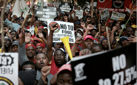 South Africa’s unemployment rate improves modestly to 34.5% in the first quarter